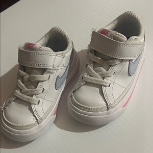Nike Kids White Sneakers with Pink Accent